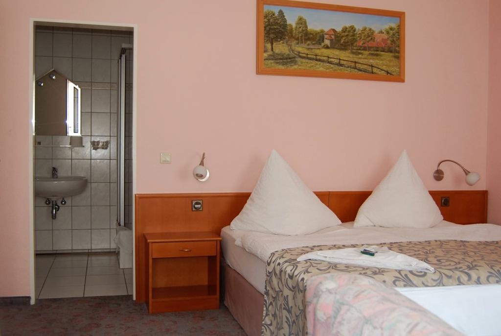 Hotel Am Markt Eckartsberga Екстериор снимка