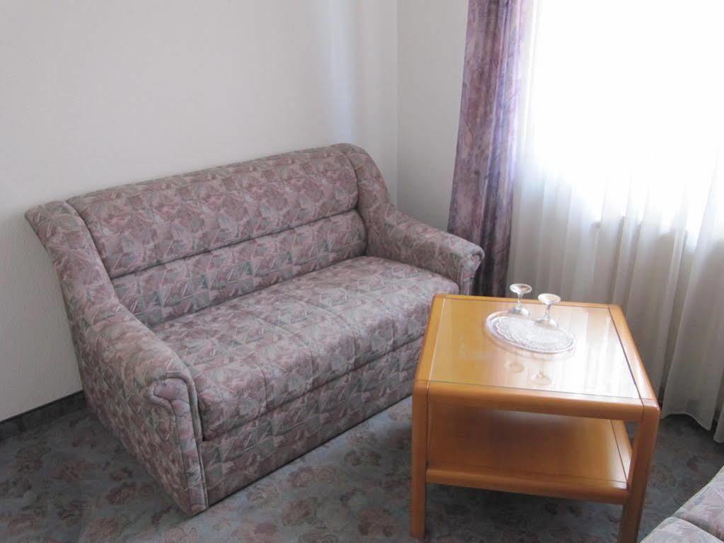 Hotel Am Markt Eckartsberga Екстериор снимка