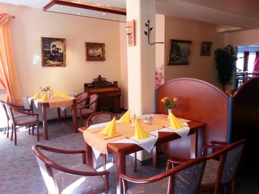 Hotel Am Markt Eckartsberga Екстериор снимка